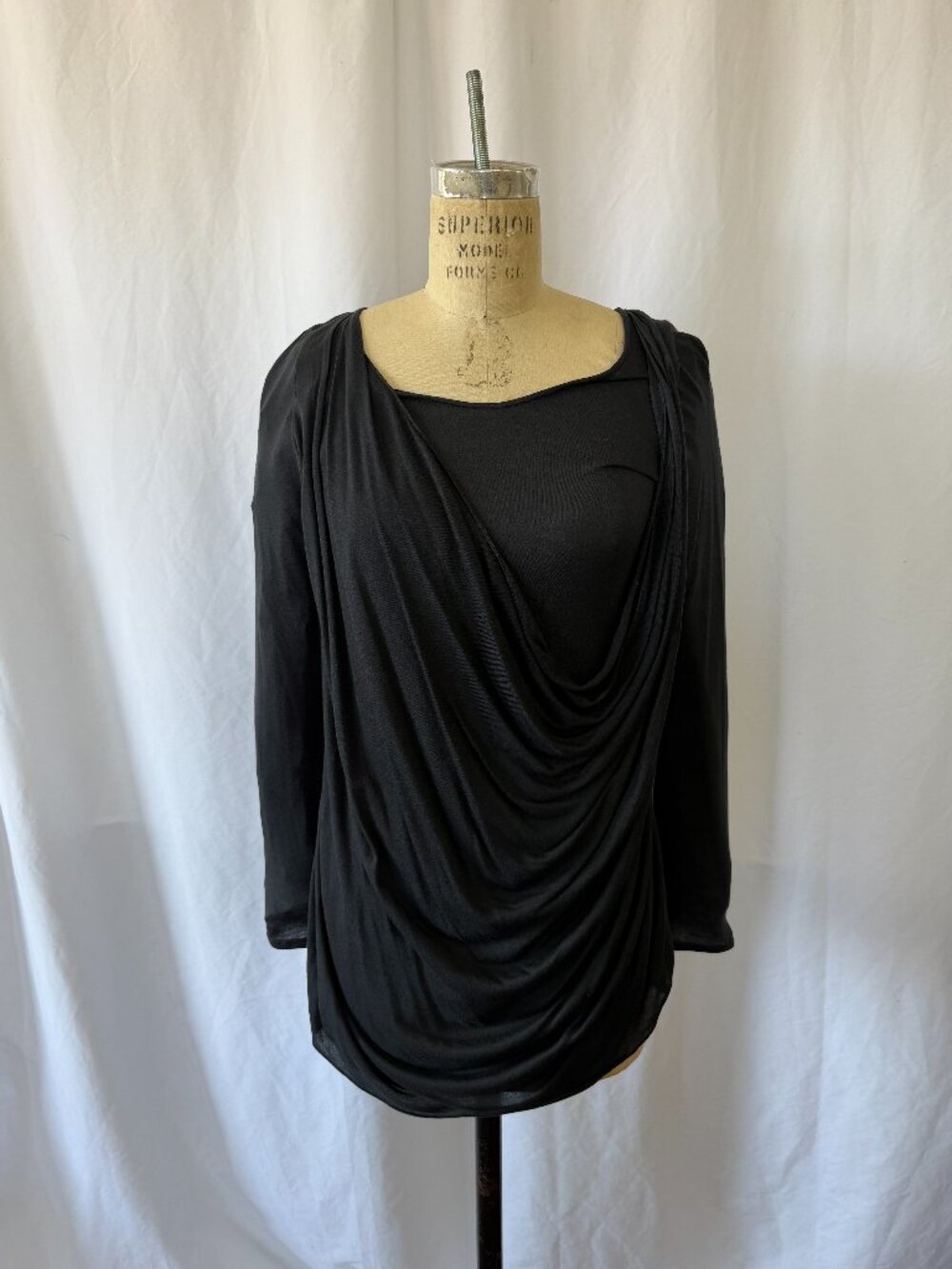 Women's Black and Grey Shirt